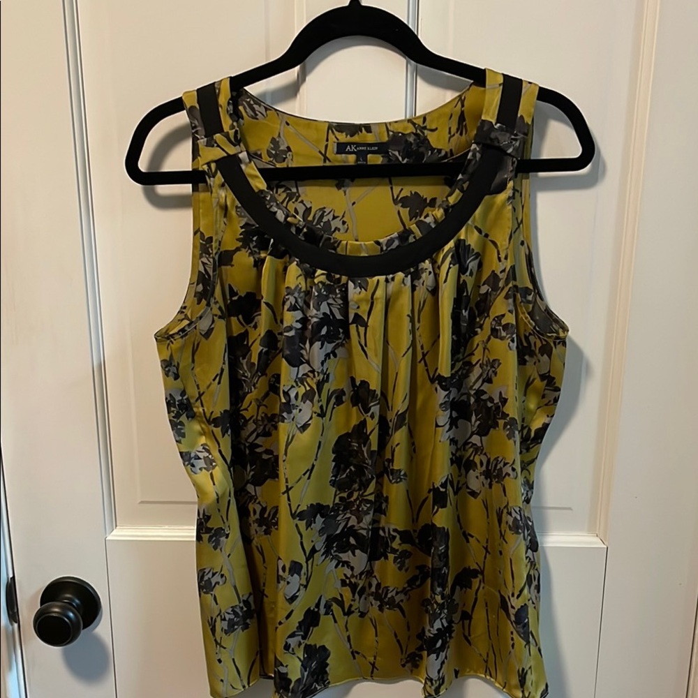 AK Anne Klein Women's Chartreuse and Black Floral Top